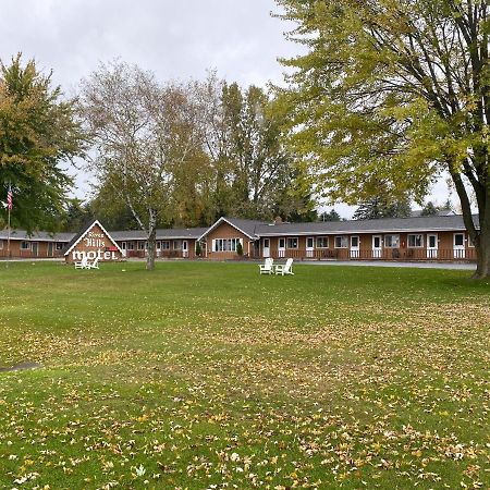 The River Hills Motel - Algoma, Wi - Near Door County מראה חיצוני תמונה